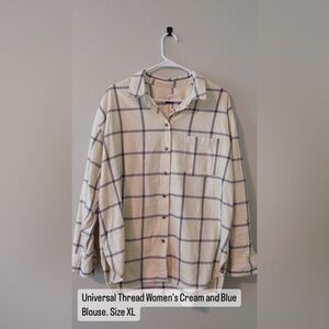 Universal Thread Women's Cream and Blue Blouse
